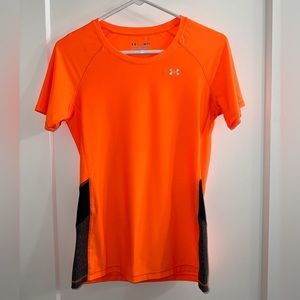 Women’s Under Armour Fitted HeatGear Shirt - sz S